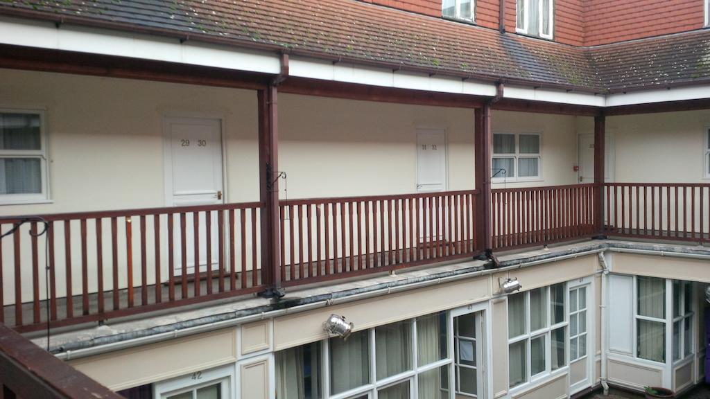 Mary Rose Inn Hotel Орпингтън Екстериор снимка